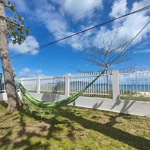 Casa de Férias Bruno Klemtz Casa Frente Mar Pe Na Areia Lindo Patio Com Gramado Privativo Ar Split Wifi - 6 X Sem Juros Bombinhas